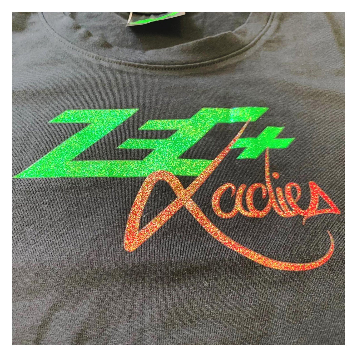 zec-ladies-glitter-shirt-damen-t-shirt-schwarz-bauchfrei image 2